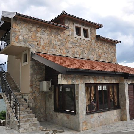 Ostroske Grede Bed & Breakfast Nikšić Екстериор снимка