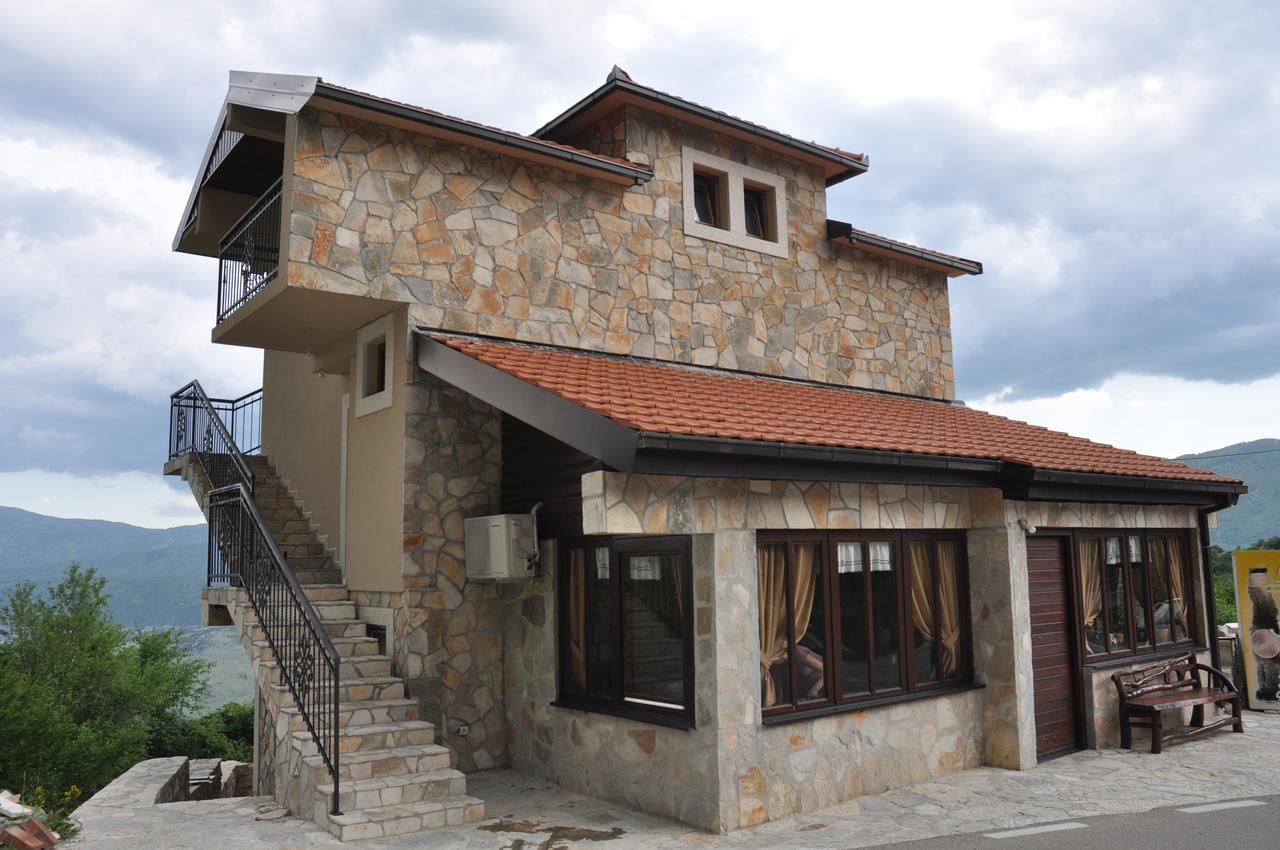 Ostroske Grede Bed & Breakfast Nikšić Екстериор снимка